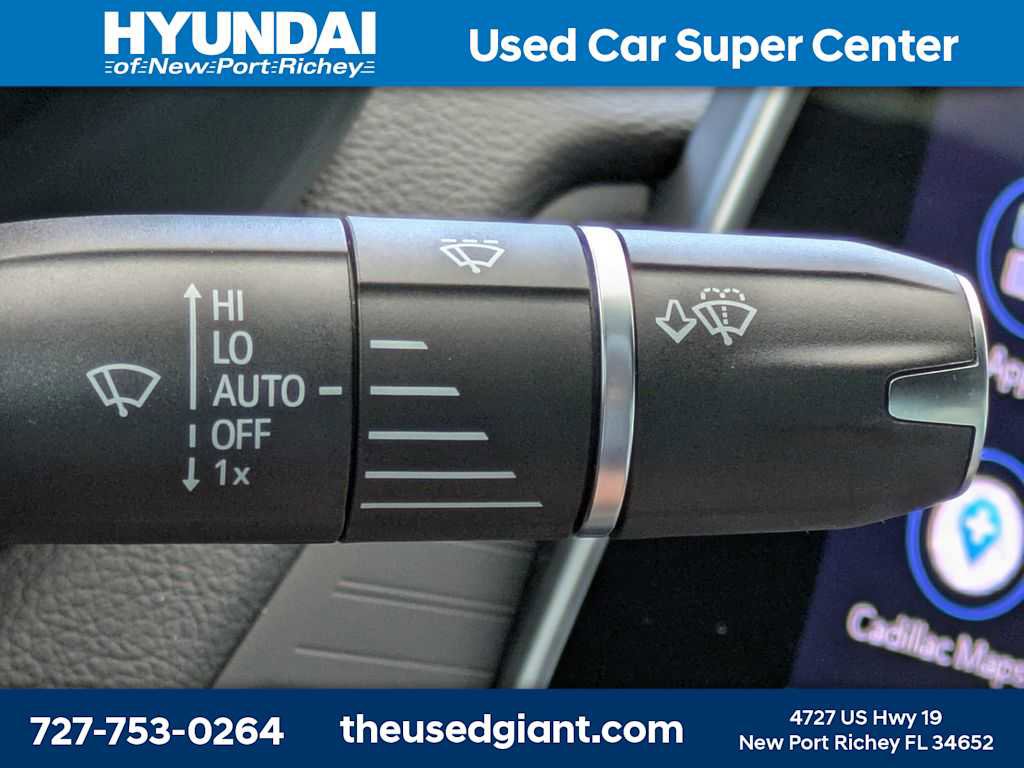 Used 2025 Cadillac CT4 Premium Luxury RWD image 38