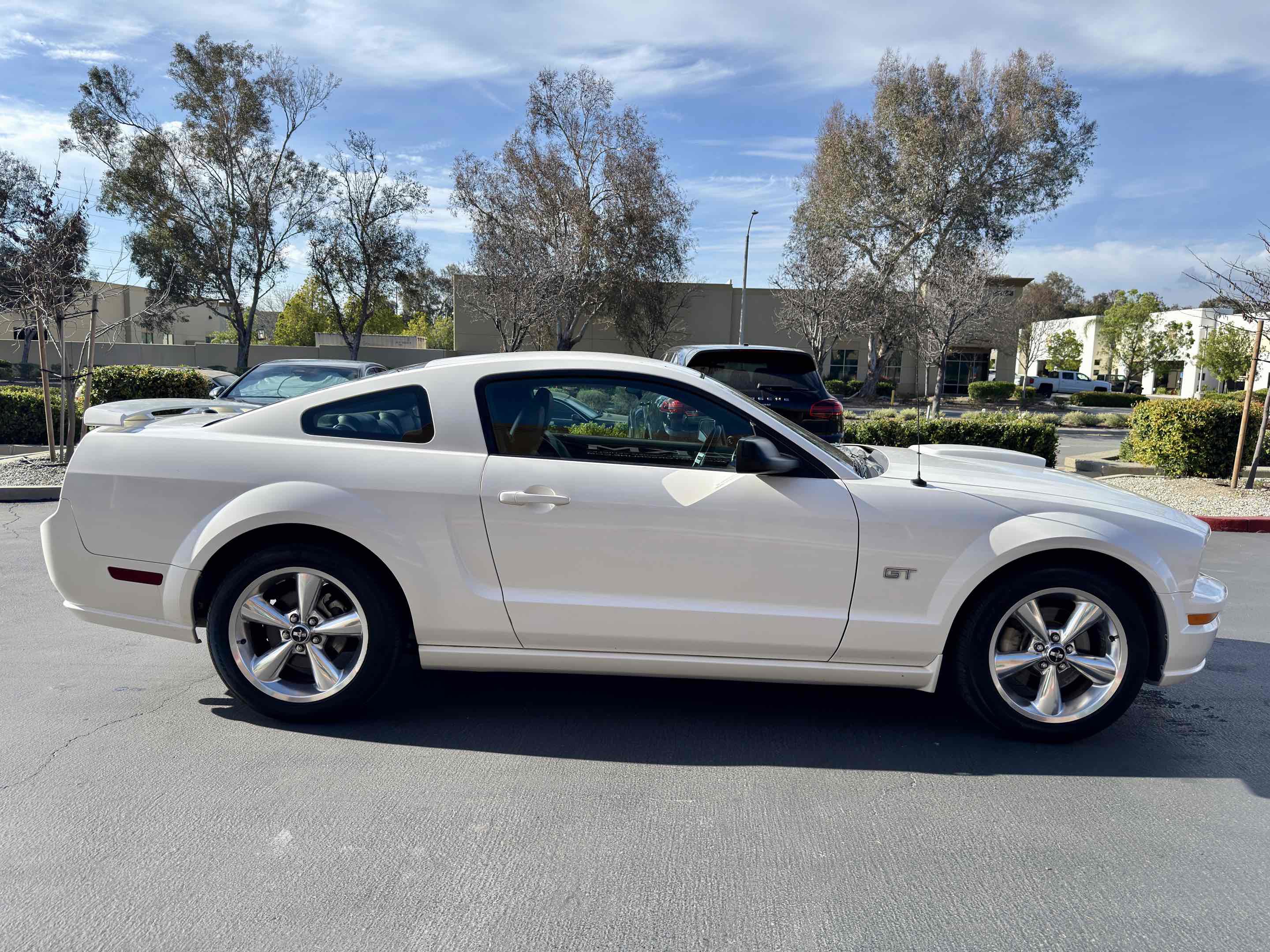 Used 2008 Ford Mustang GT Premium RWD image 8