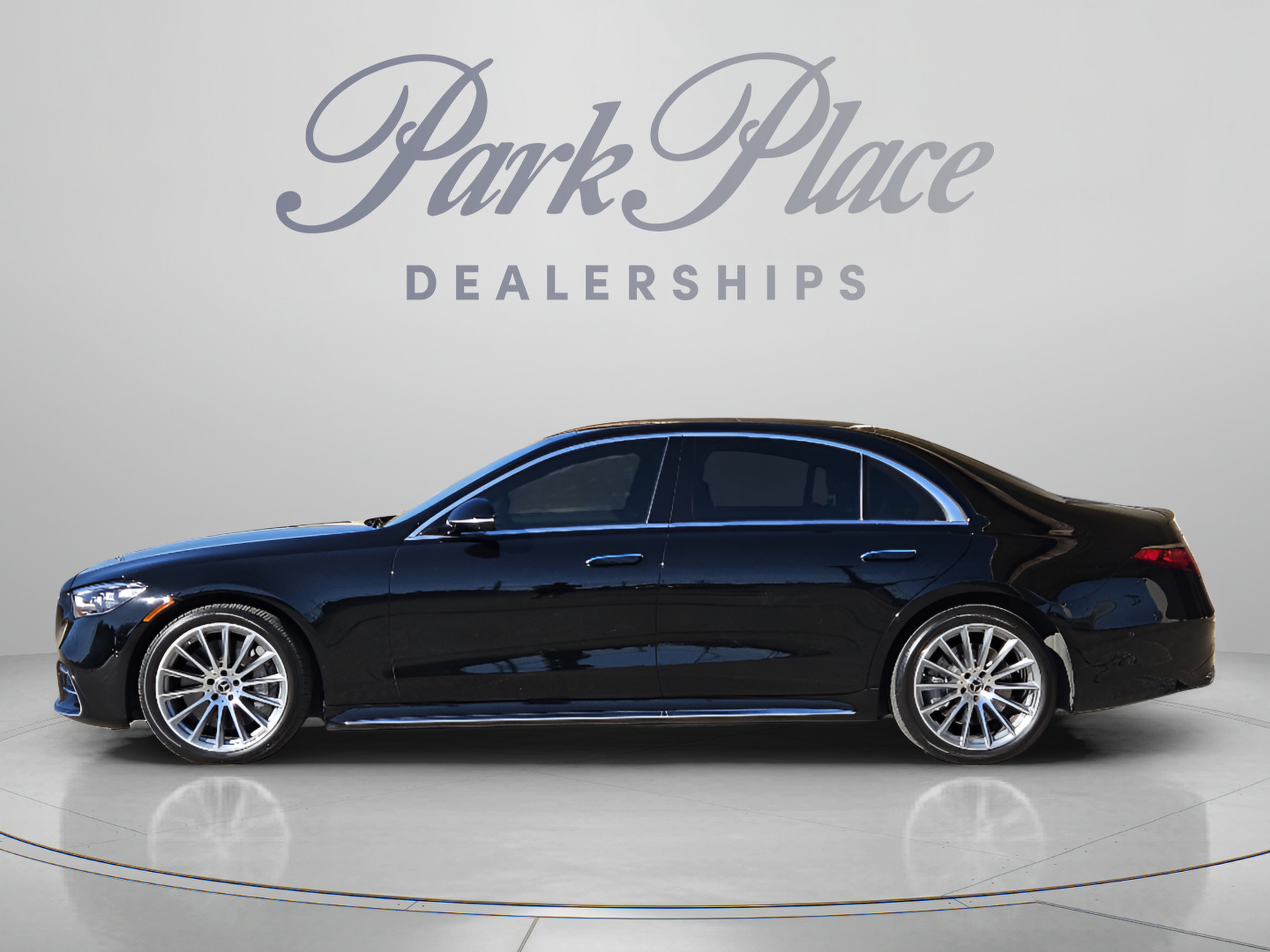 Certified 2023 Mercedes-Benz S 580 4MATIC Sedan image 2