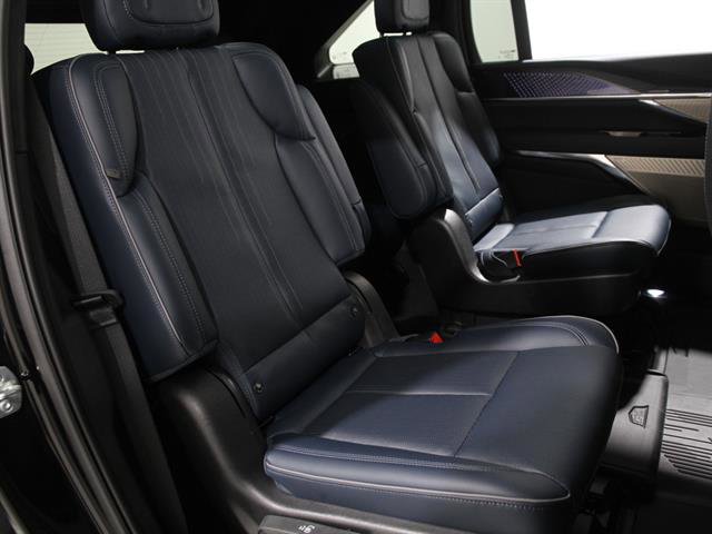 New 2026 Cadillac Escalade IQ Luxury 2 w/ LPO, Floor Liner Package image 21