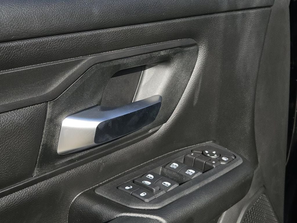 New 2026 RAM 1500 Warlock AWD/4WD image 25