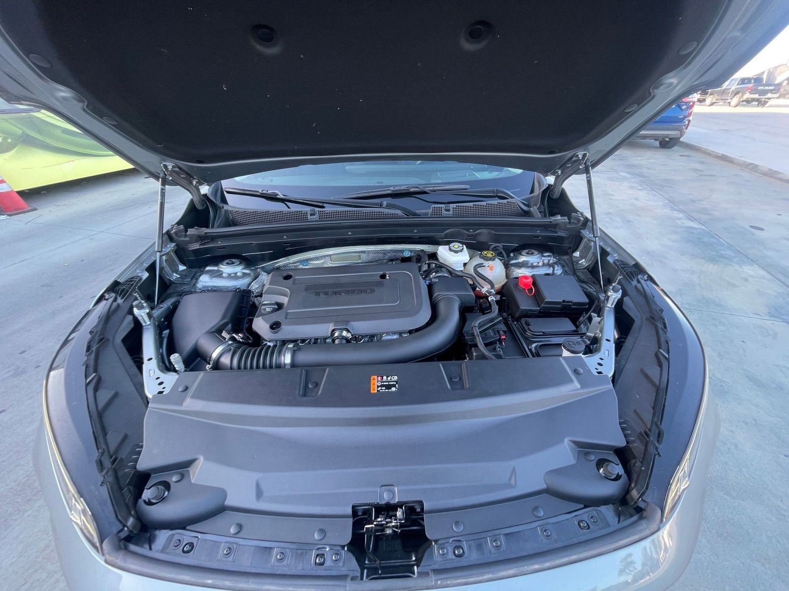 Used 2024 Buick Envision Preferred image 33