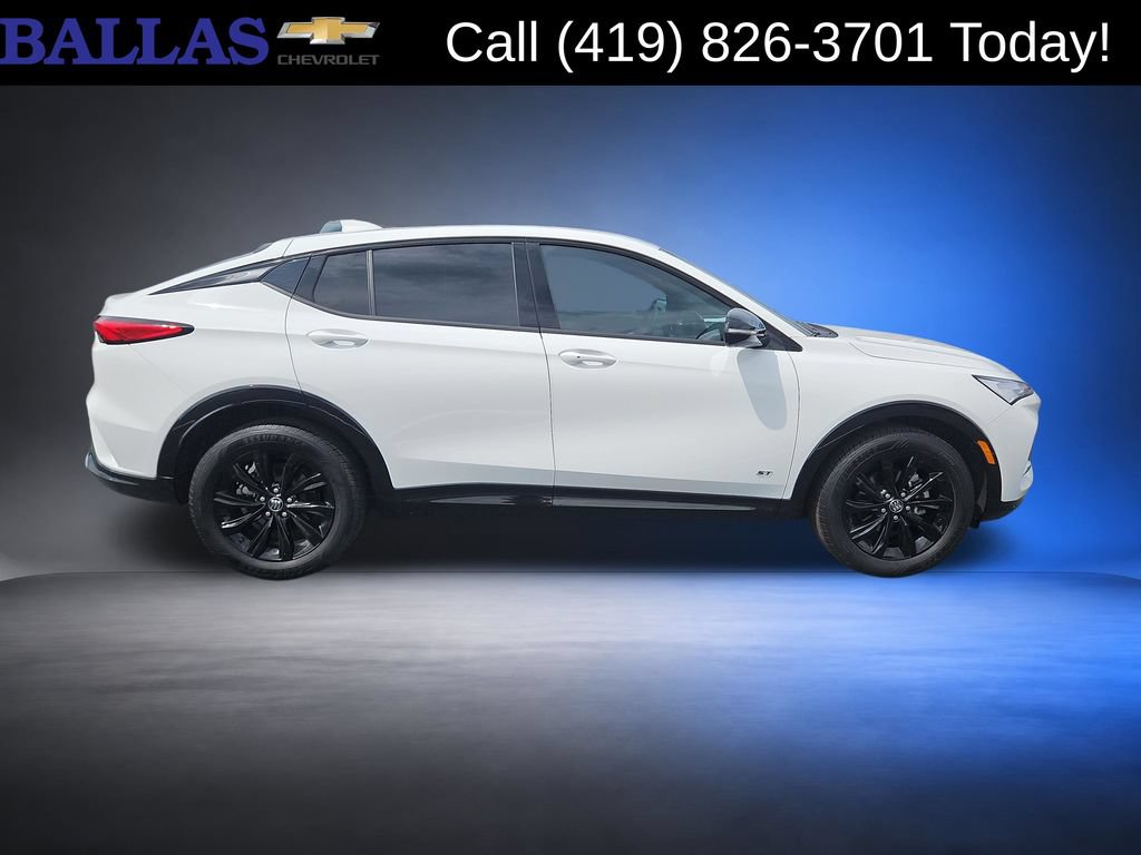 Certified 2025 Buick Envista Sport Touring w/ Convenience I Package FWD image 13