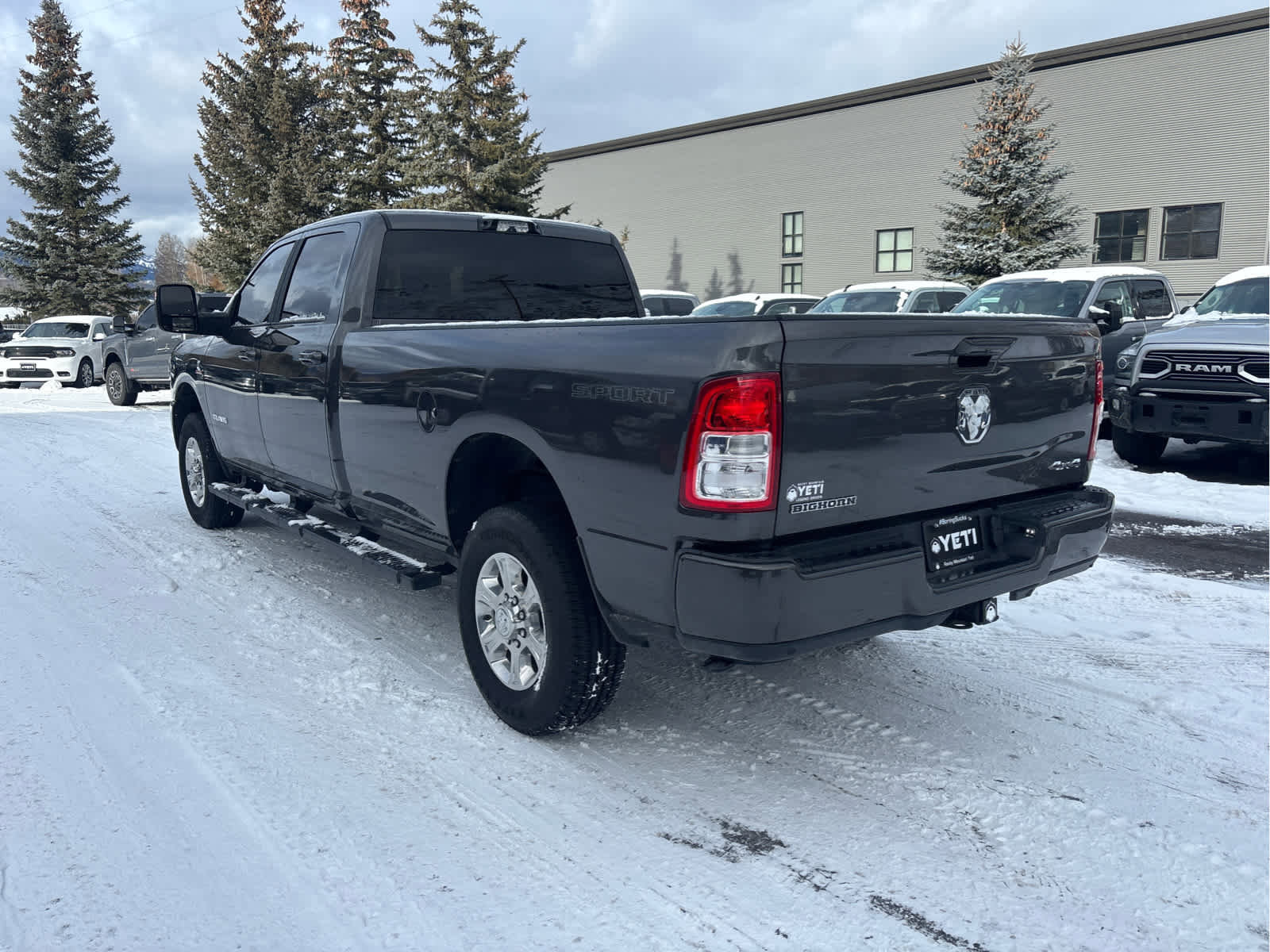 Used 2024 RAM 2500 Big Horn w/ Sport Appearance Package image 5