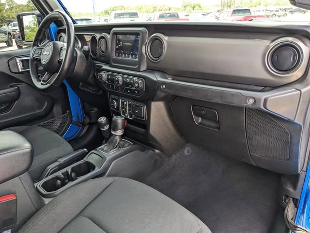 Used 2021 Jeep Gladiator Sport AWD/4WD image 14
