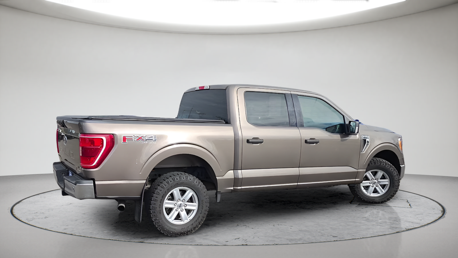 Used 2021 Ford F150 XLT w/ Equipment Group 301A Mid AWD/4WD image 6