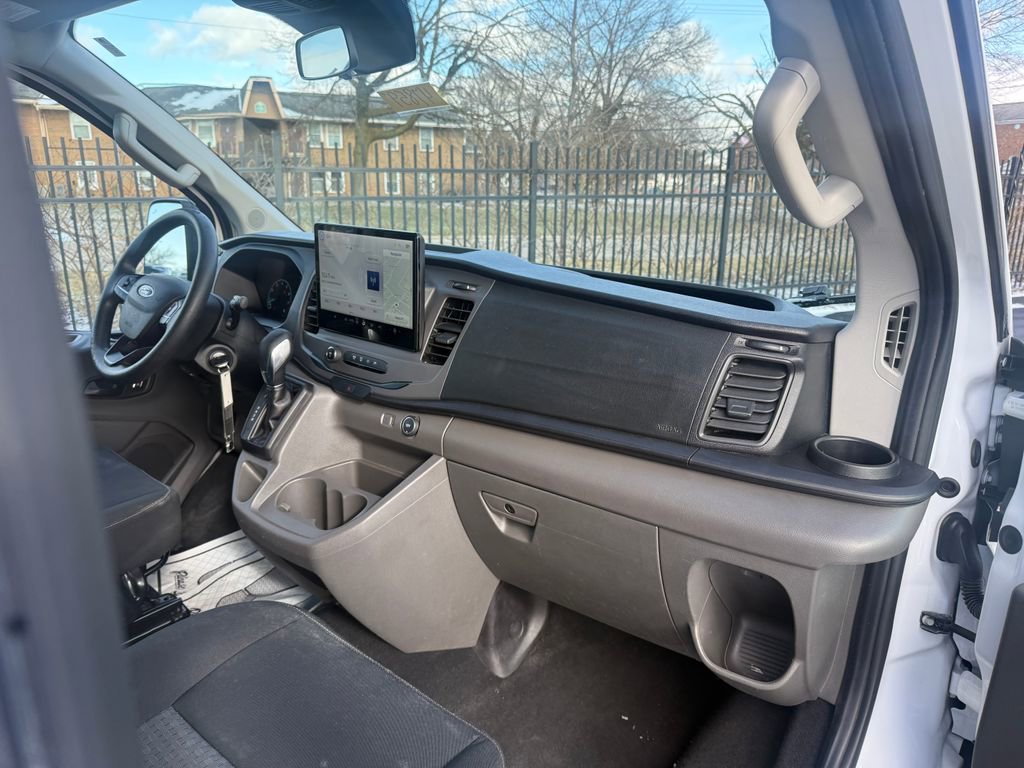 Used 2022 Ford Transit 350 XLT image 15