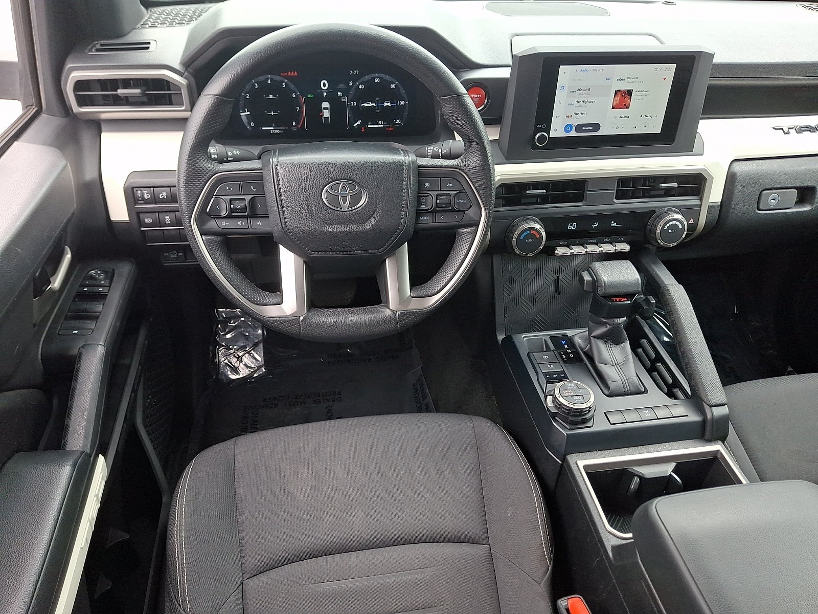 Used 2024 Toyota Tacoma TRD Off-Road AWD/4WD image 11