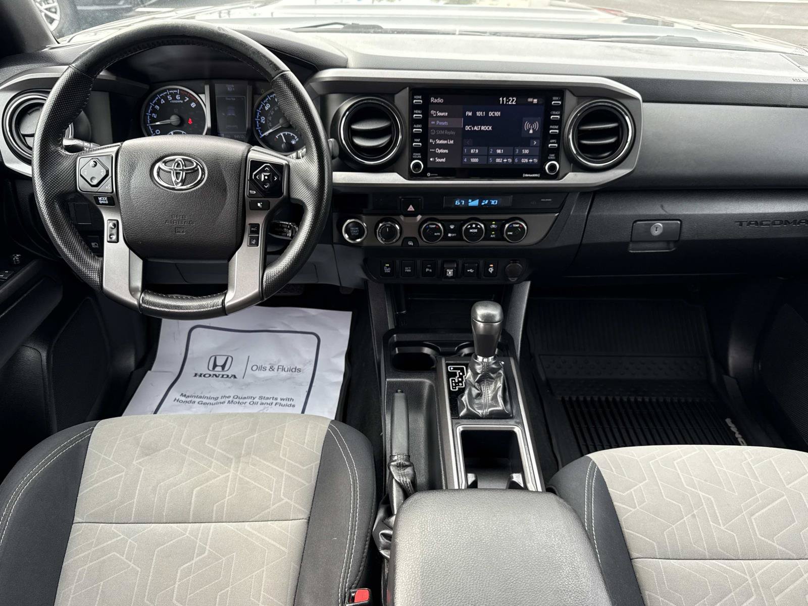 Used 2021 Toyota Tacoma TRD Sport w/ Technology Package AWD/4WD image 2