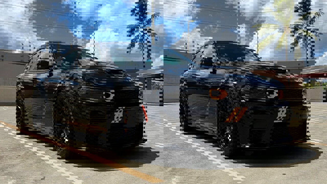 Used 2023 Dodge Charger SRT Hellcat w/ Harman/Kardon Audio Group image 7