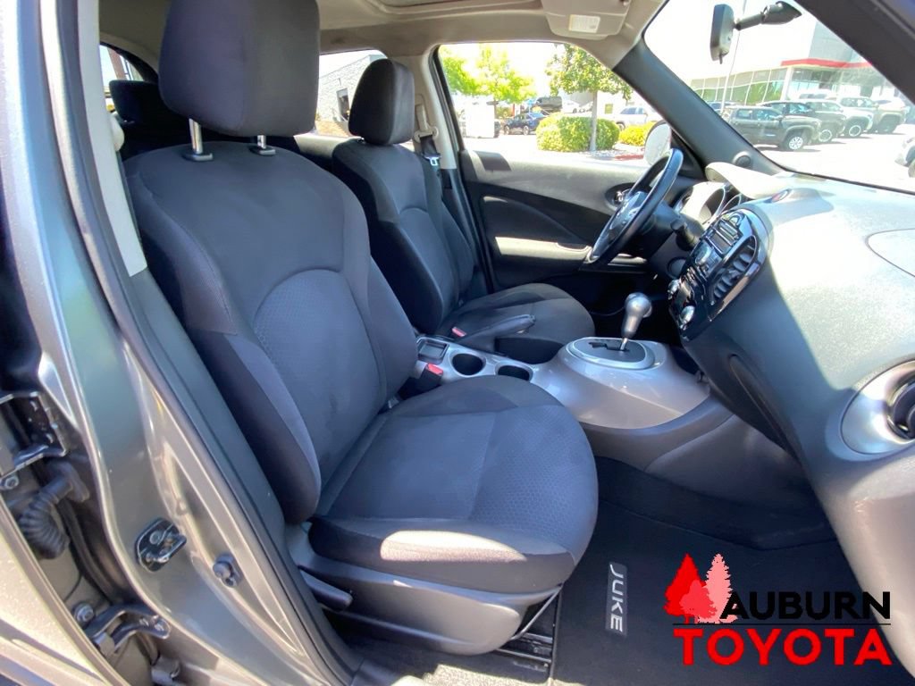 Used 2011 Nissan Juke SV FWD image 14