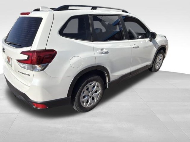 Used 2021 Subaru Forester AWD/4WD image 10