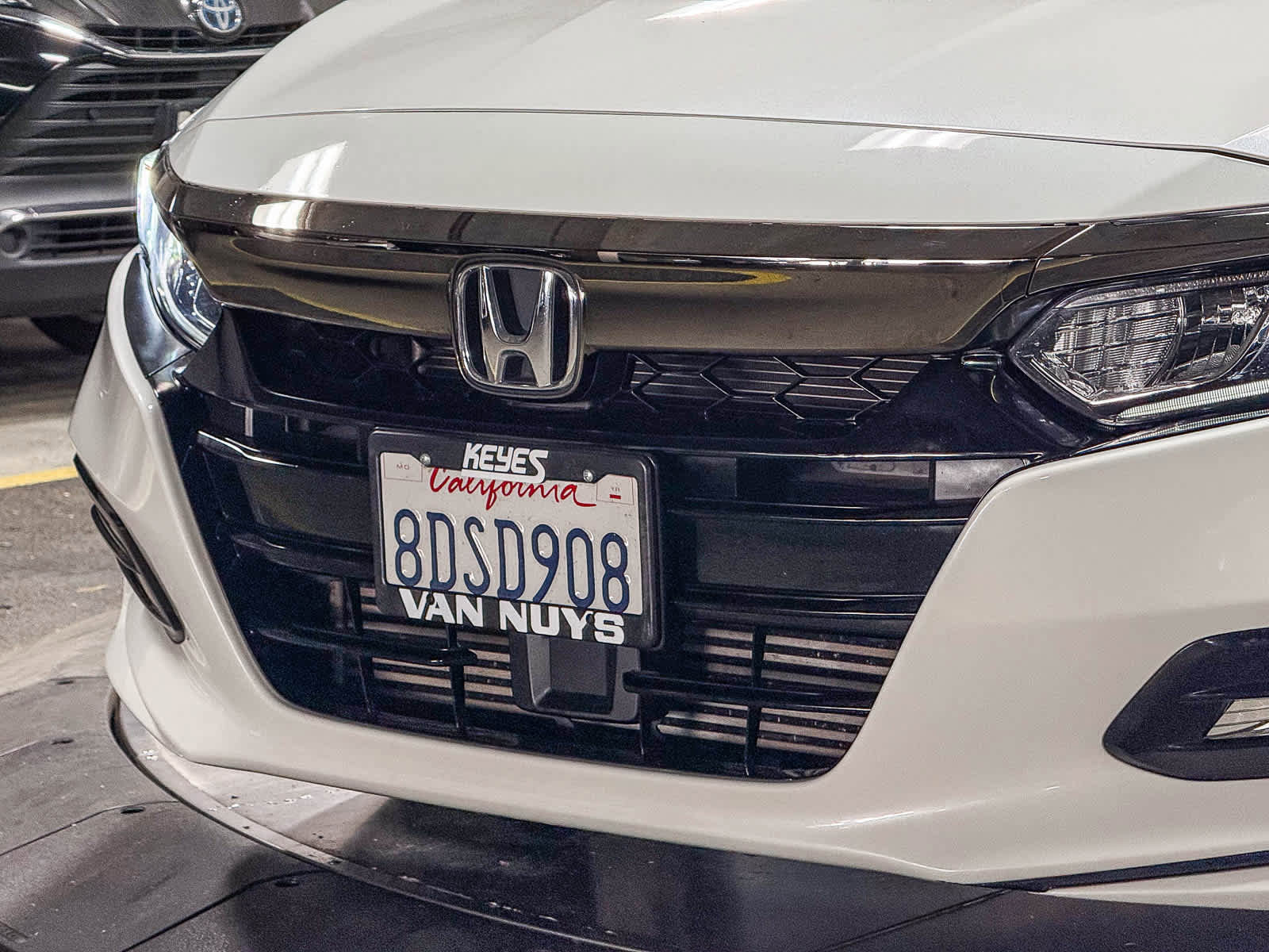 Used 2018 Honda Accord Sport image 8