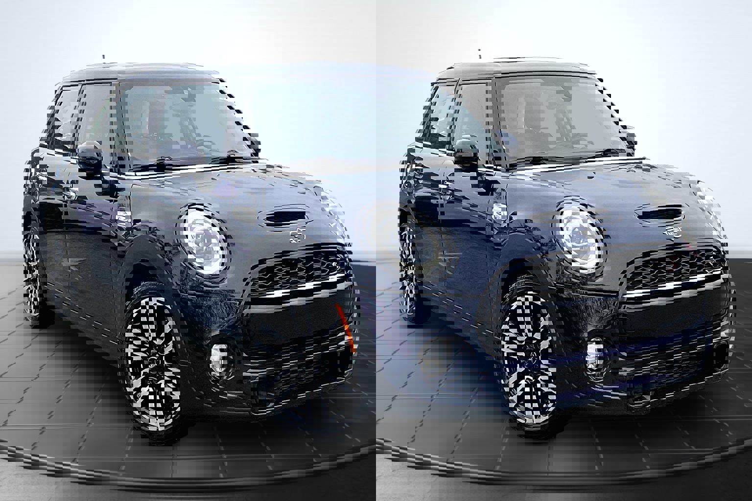 Used 2019 MINI Cooper S image 12