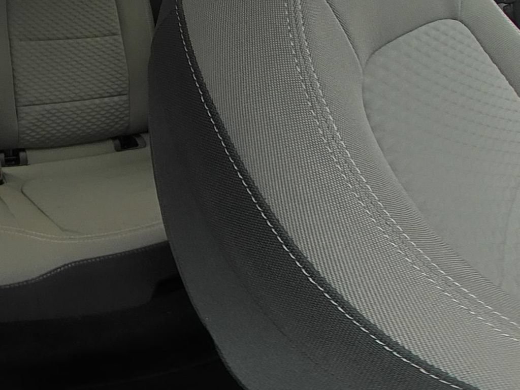 Used 2022 Ford Escape SE w/ SE Sport Appearance Package FWD image 14