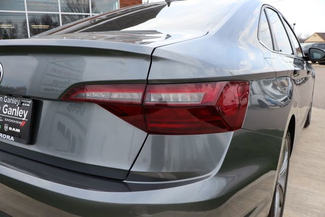 Used 2020 Volkswagen Jetta R-Line w/ R-Line Cold Weather Package image 31