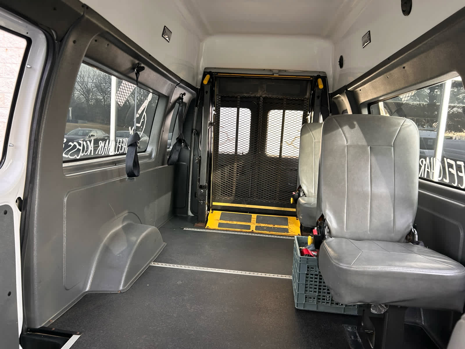 Used 2012 Ford E-250 and Econoline 250 Extended w/ PWR Group RWD image 22