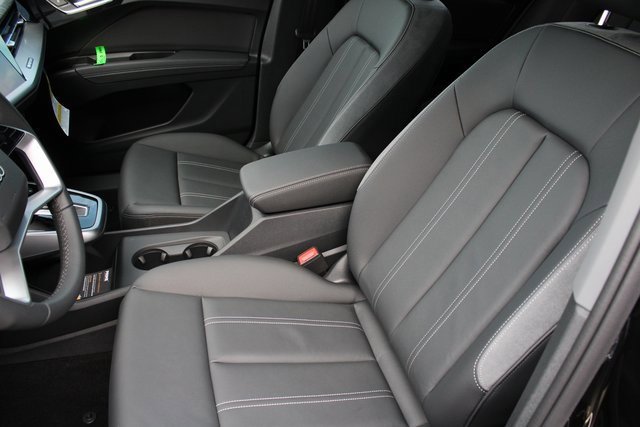 New 2025 Audi Q4 e-tron Premium Plus image 19