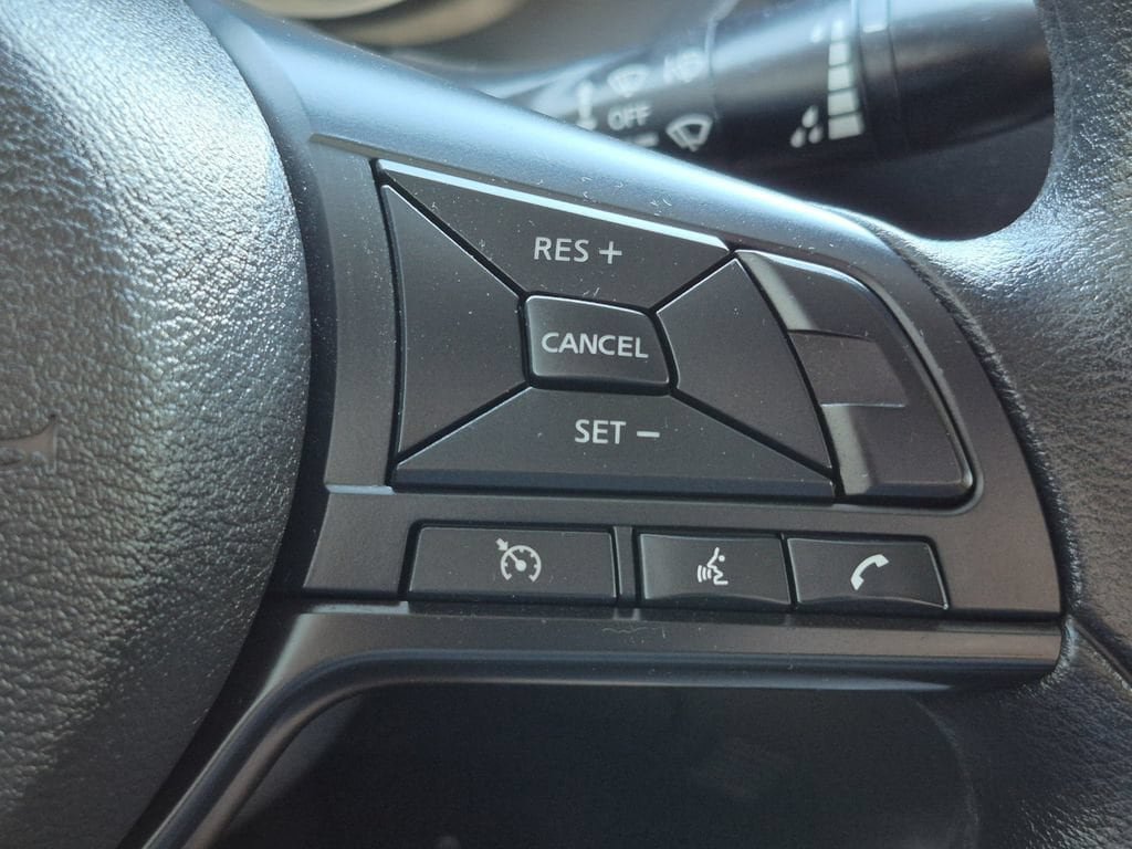 Used 2025 Nissan Sentra S FWD image 11