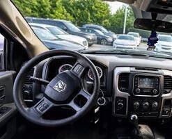 Used 2018 RAM 3500 SLT AWD/4WD image 18