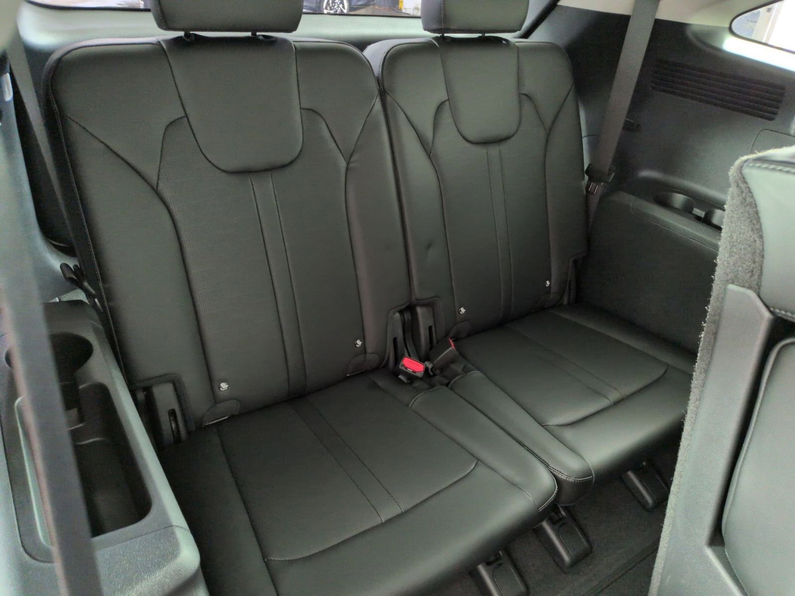 New 2026 Kia Sorento S w/ S Panoramic Sunroof Package FWD image 25