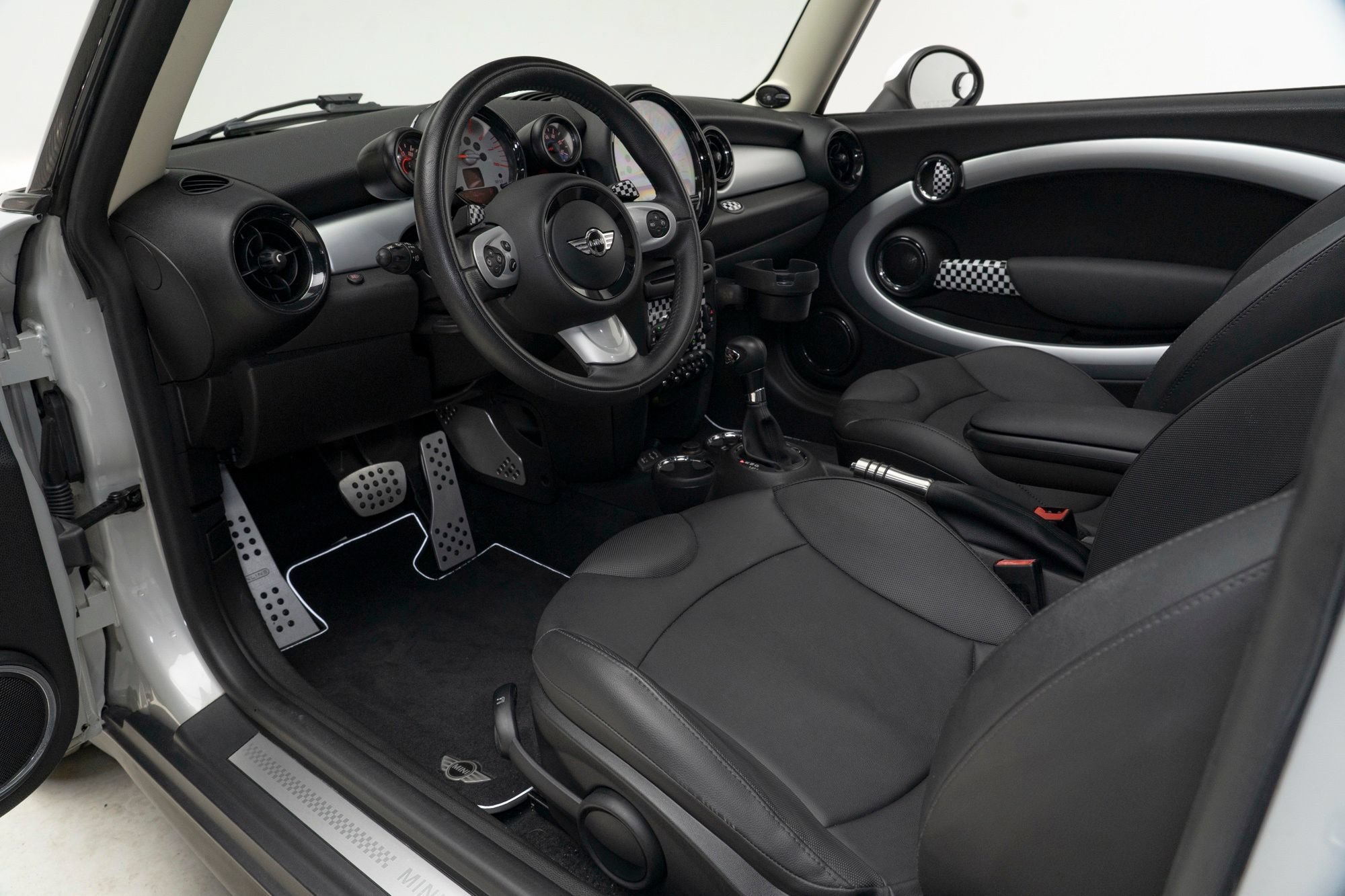 Used 2013 MINI Cooper S FWD image 14