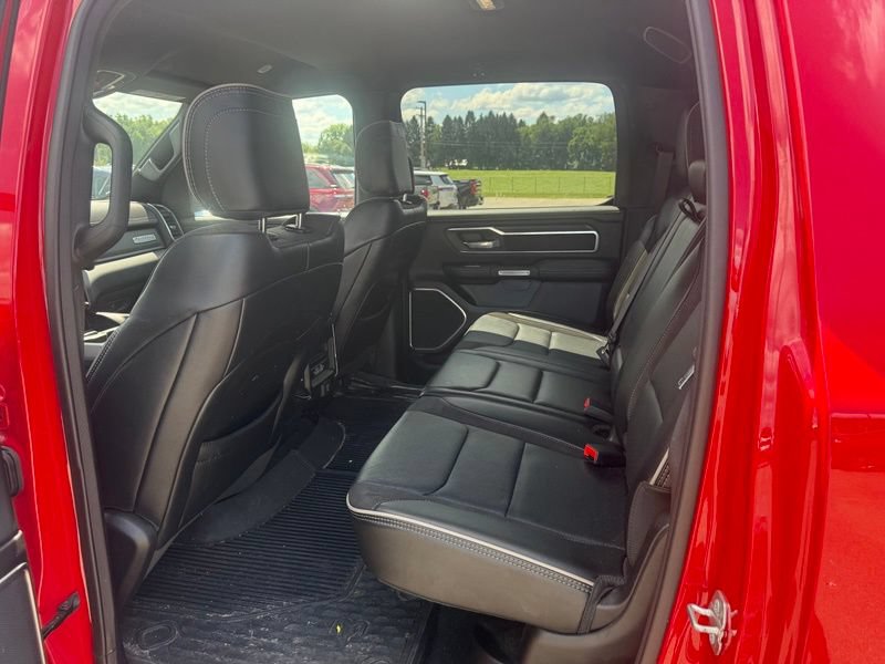 Used 2023 RAM 1500 Laramie AWD/4WD image 6