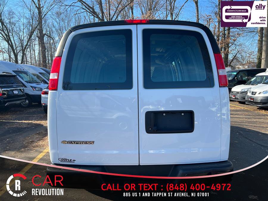 Used 2021 Chevrolet Express 2500 w/ Driver Convenience Package RWD image 5
