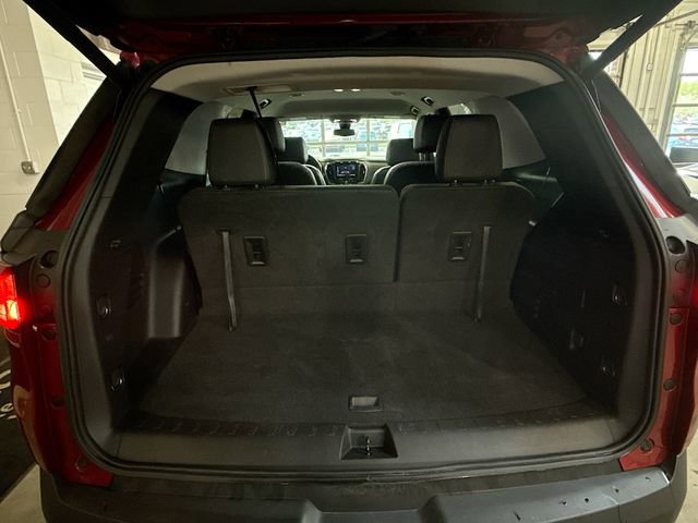 Used 2020 Chevrolet Traverse RS image 28
