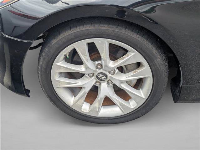 Used 2015 Hyundai Genesis 3.8 RWD image 19