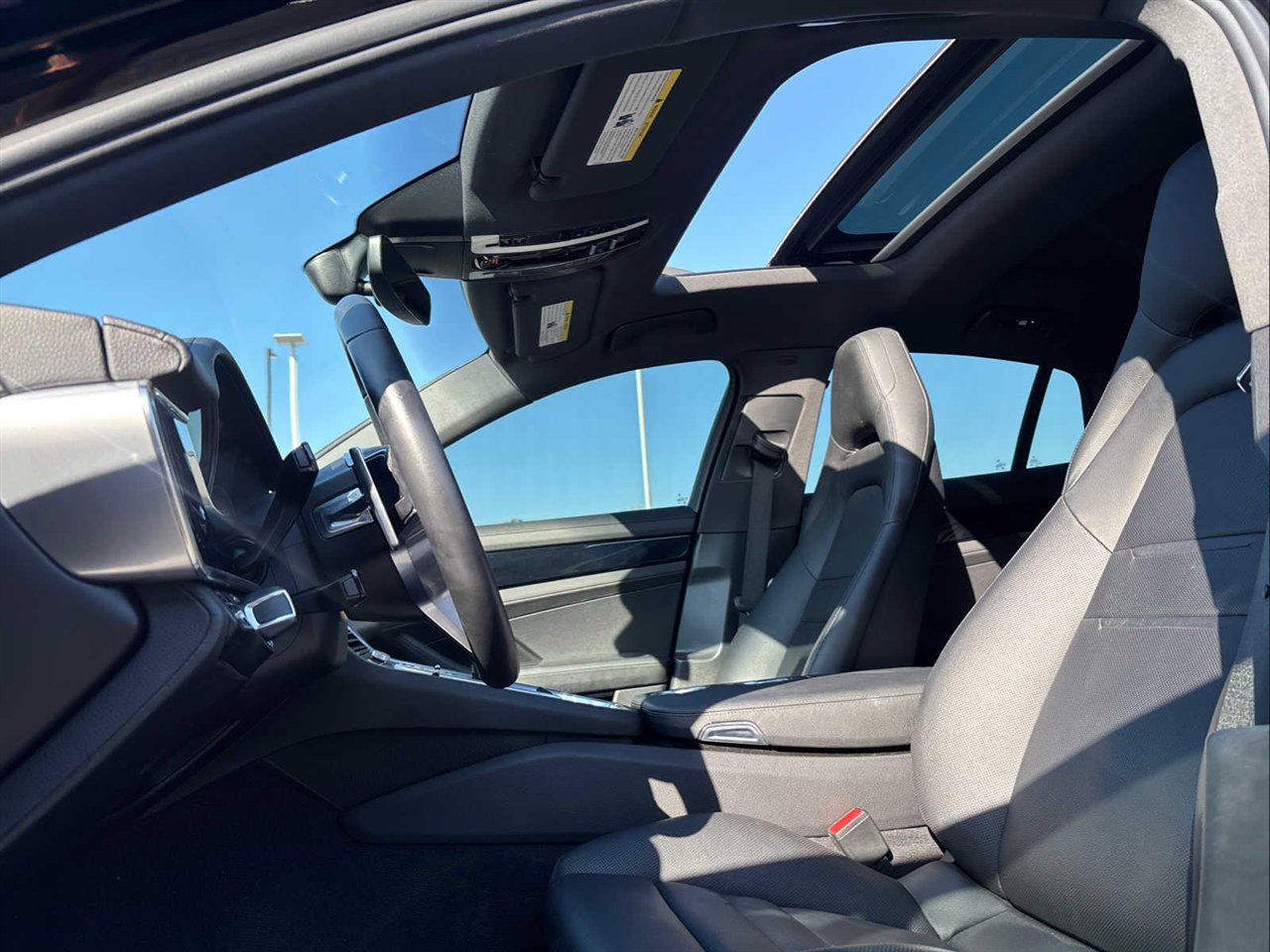 Used 2018 Porsche Panamera 4 image 11