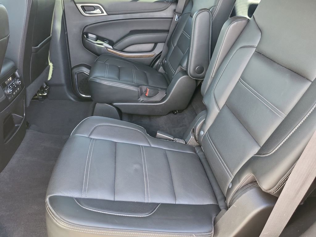 Used 2020 GMC Yukon Denali w/ Denali Premium Package image 12