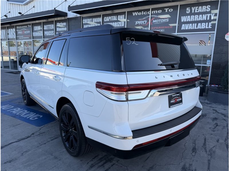 Used 2022 Lincoln Navigator Black Label AWD/4WD image 4