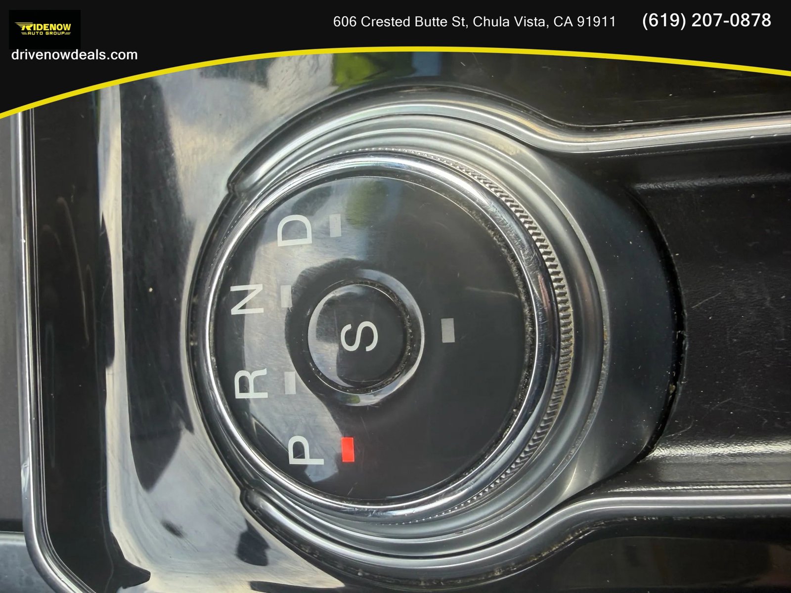Used 2019 Ford Edge Titanium FWD image 30