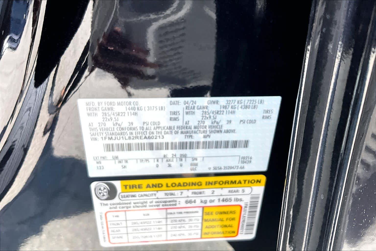 Used 2024 Ford Expedition Platinum RWD image 35