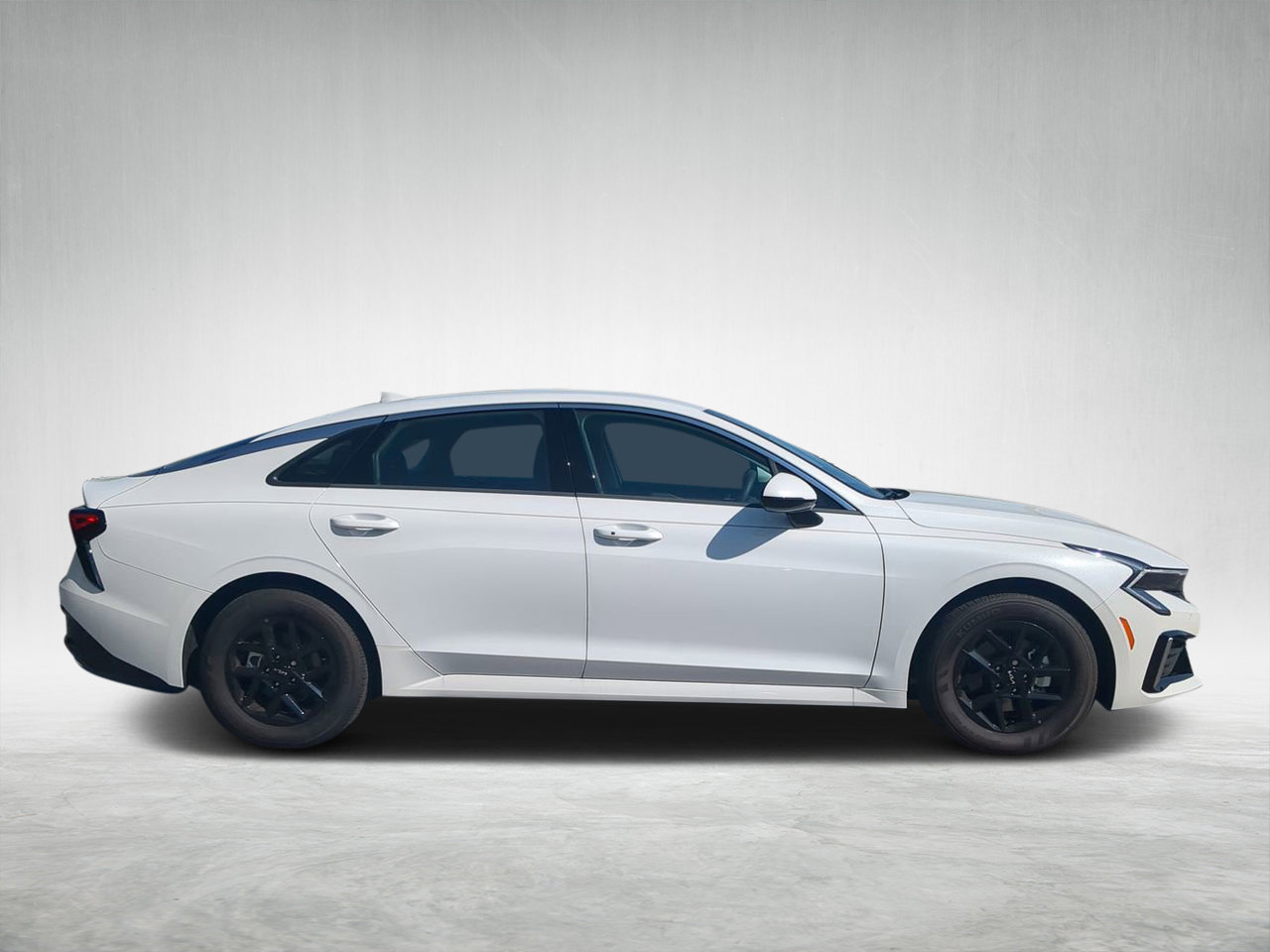 New 2026 Kia K5 LXS image 2