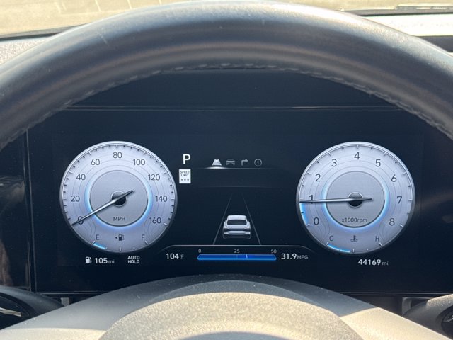 Used 2024 Hyundai Elantra Limited FWD image 17