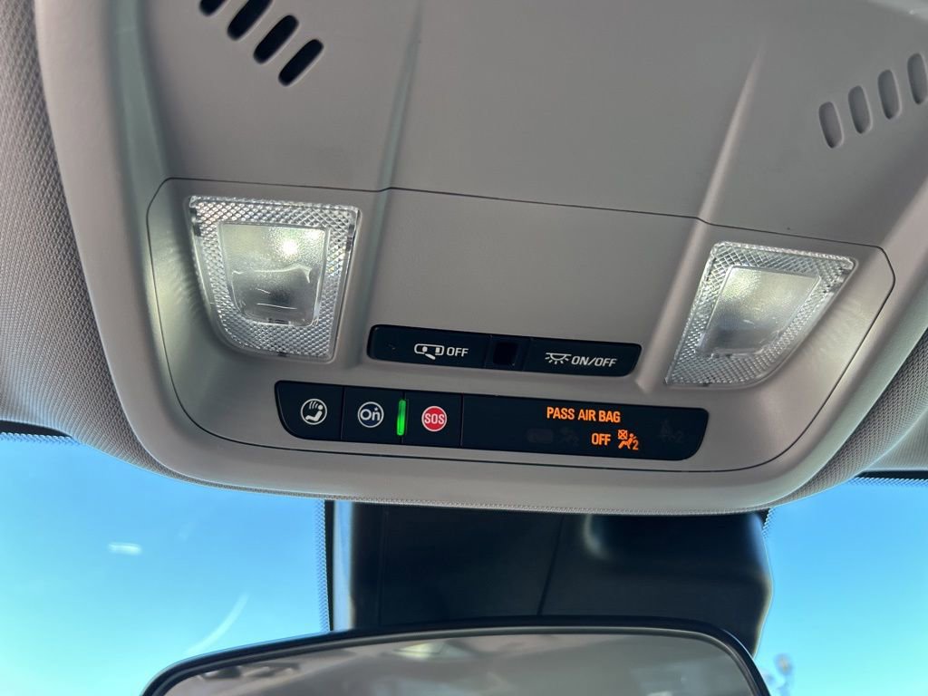 Used 2025 Chevrolet Malibu LT image 25