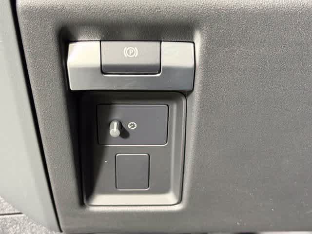 New 2026 Land Rover Defender 110 S AWD/4WD image 28