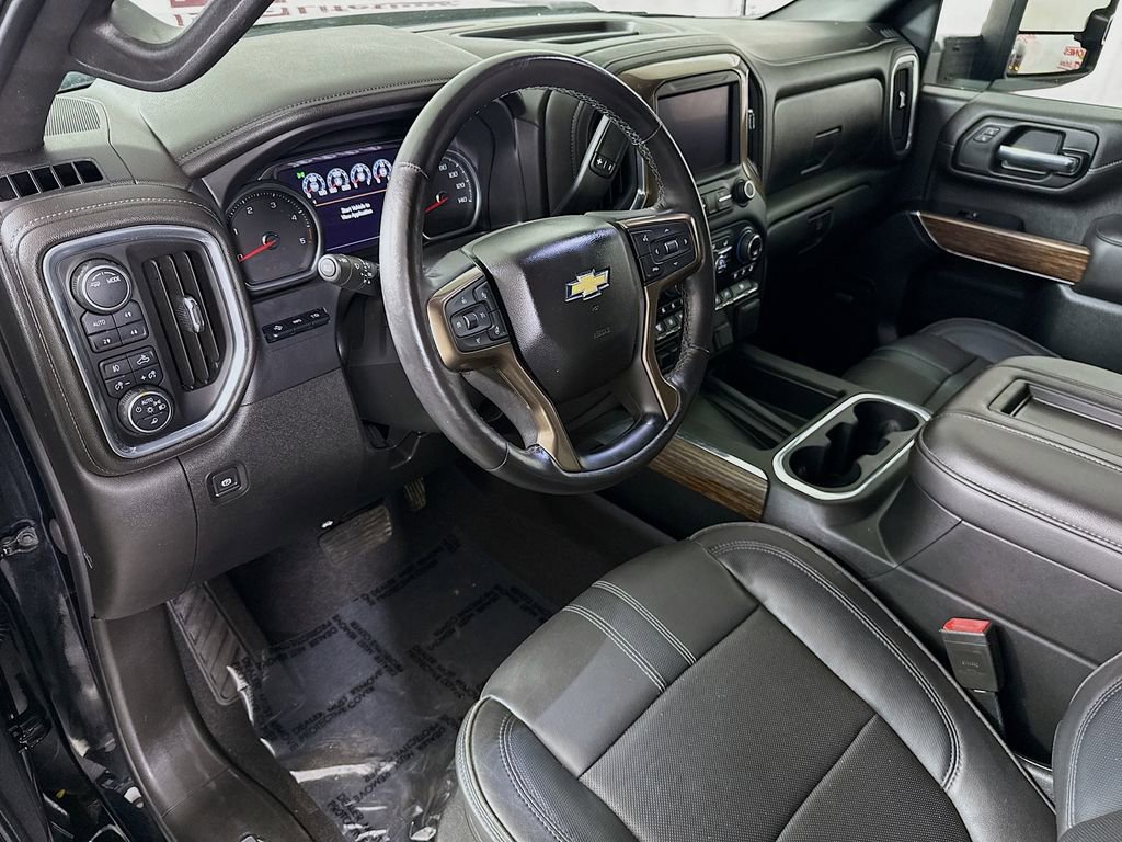 Used 2020 Chevrolet Silverado 3500 High Country w/ Technology Package AWD/4WD image 20