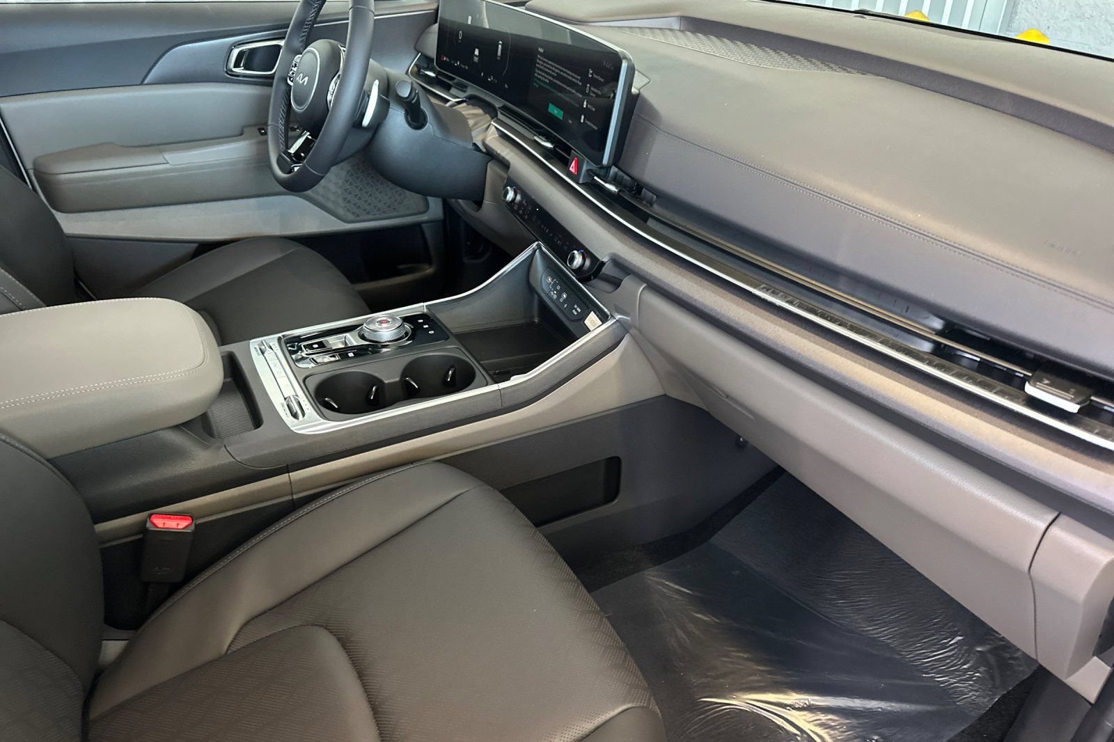 New 2026 Kia Carnival SX FWD image 16