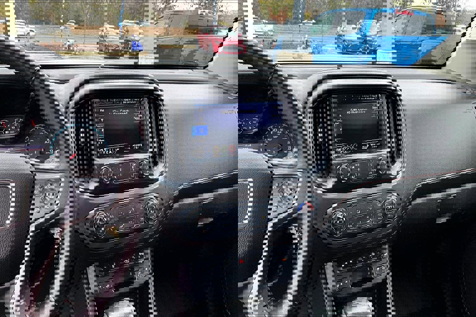 Used 2019 GMC Canyon All Terrain w/ Trailering Package image 6