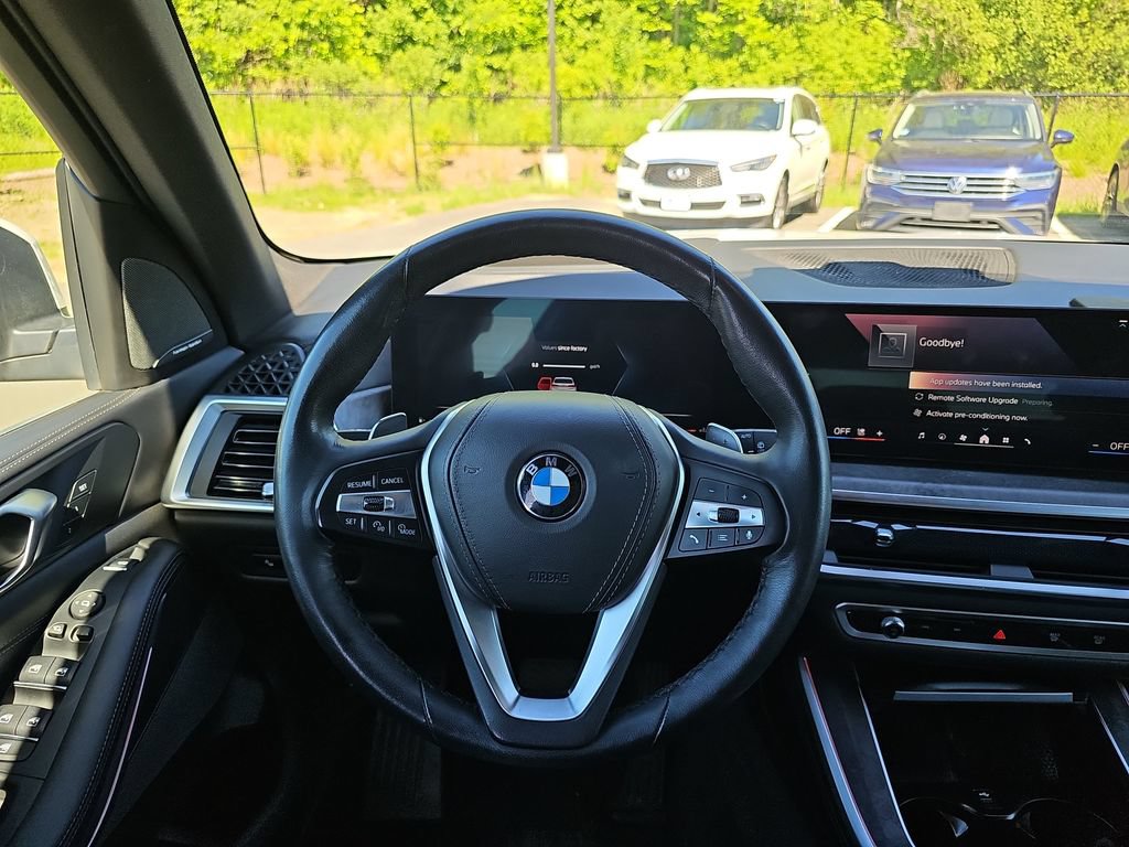 Used 2024 BMW X5 xDrive40i w/ Executive Package AWD/4WD image 13