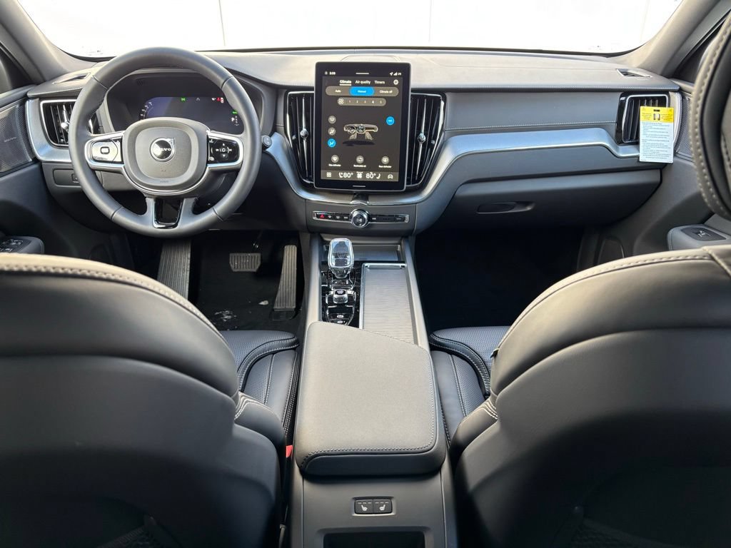 New 2026 Volvo XC60 T8 Ultra w/ Climate Package AWD/4WD image 10