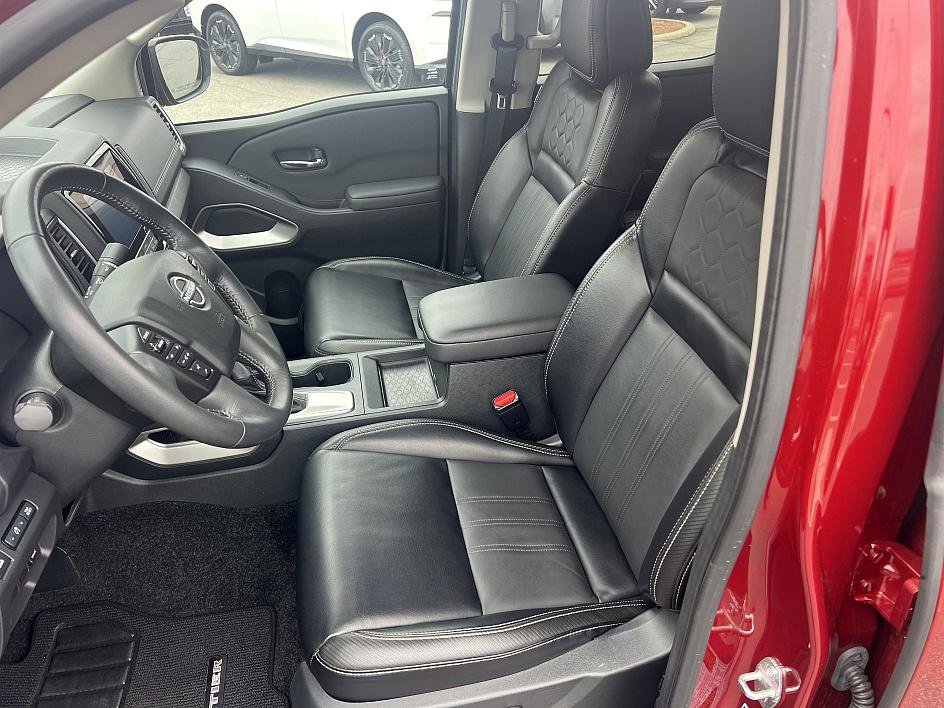 Certified 2024 Nissan Frontier SL w/ Technology Package image 13