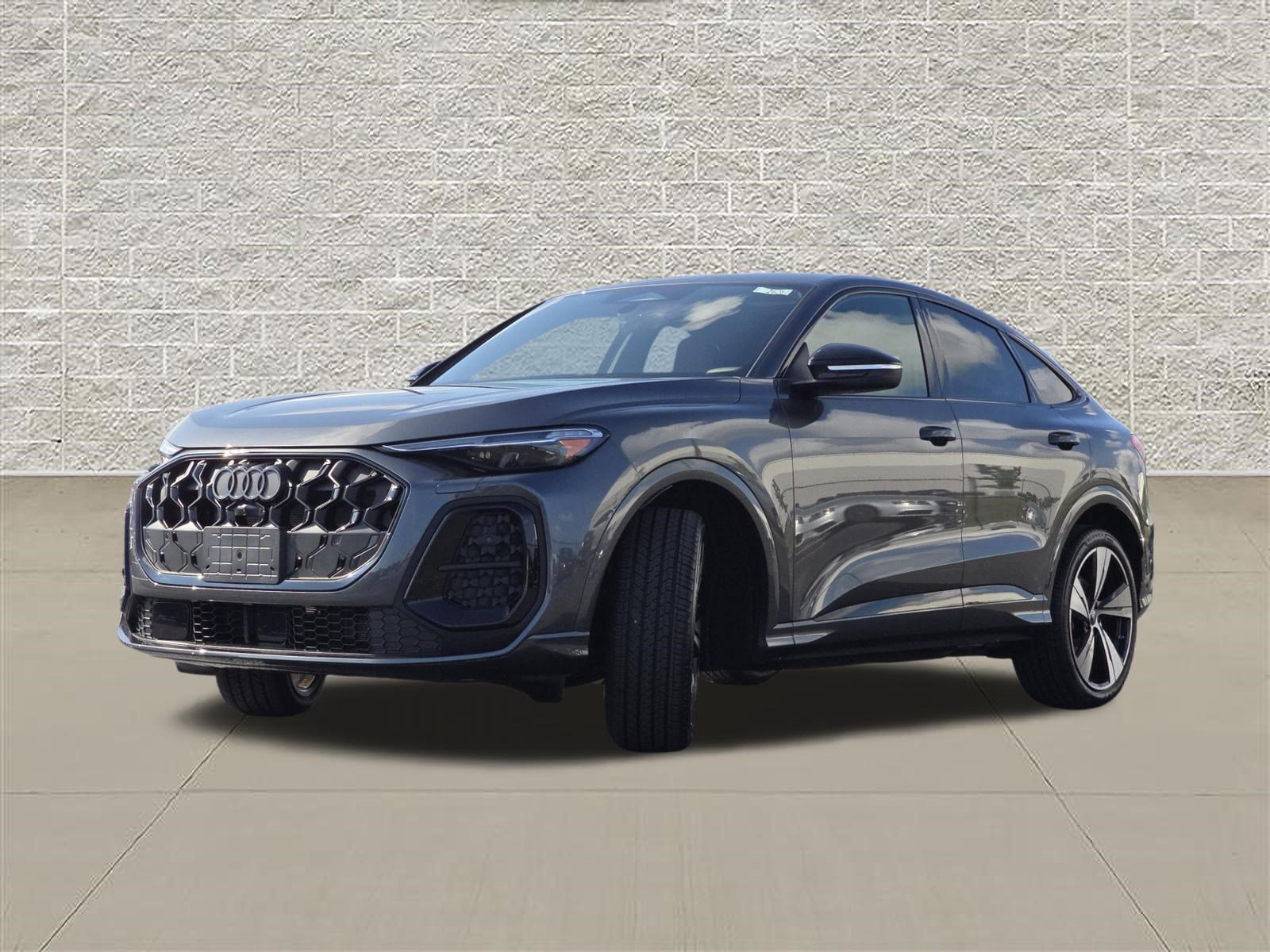 New 2026 Audi SQ5 Premium Plus AWD/4WD image 3