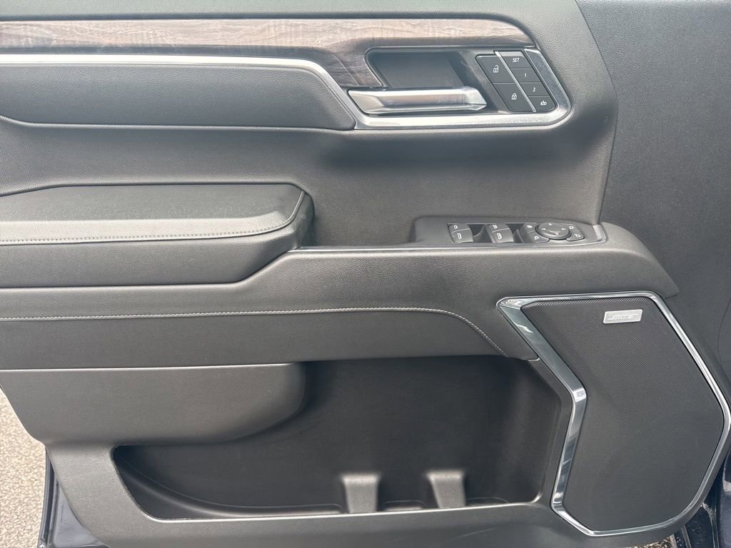 Used 2023 Chevrolet Silverado 1500 LTZ image 25