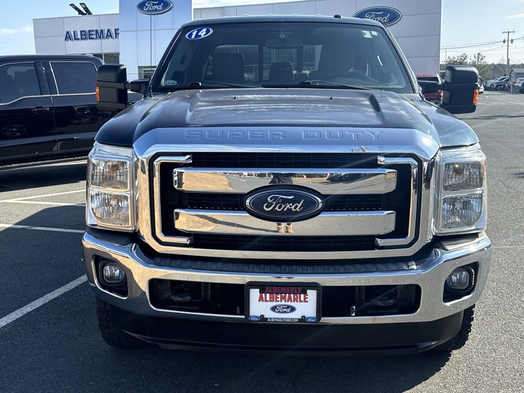 Used 2014 Ford F250 XLT w/ Snow Plow Prep Package image 8
