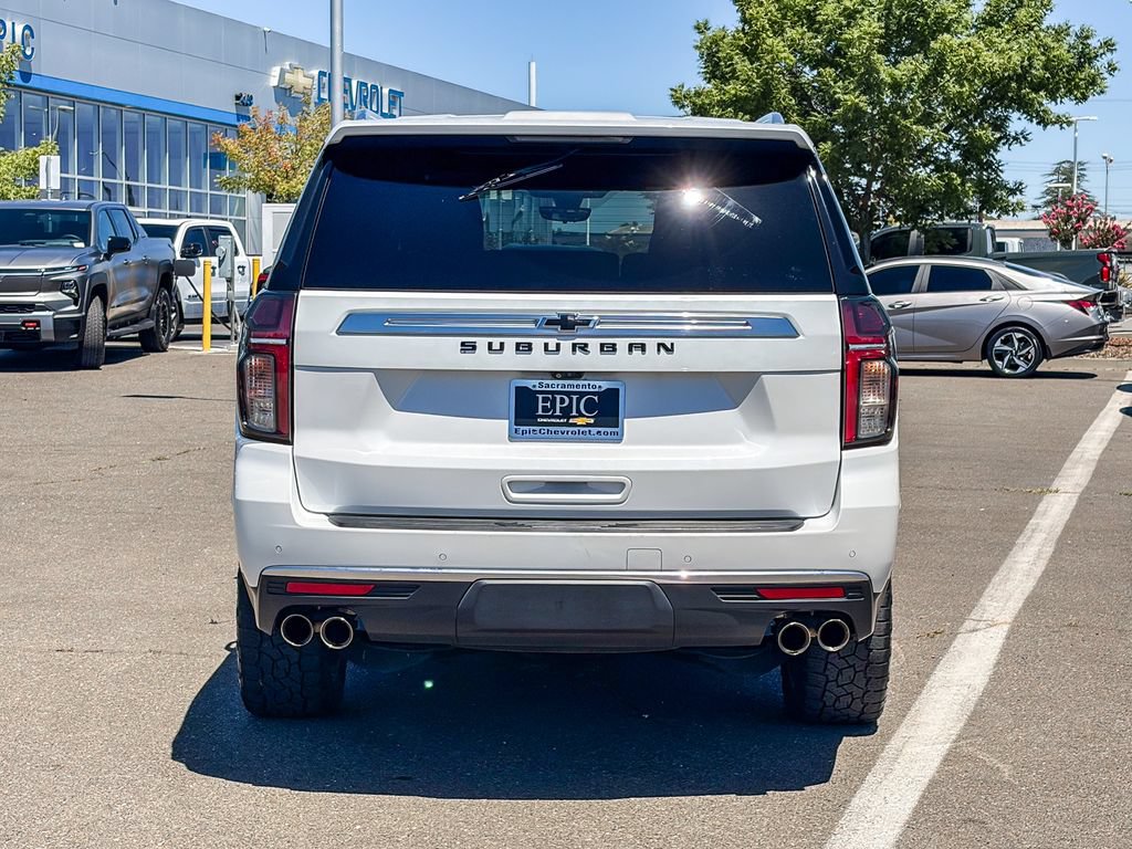 Used 2021 Chevrolet Suburban High Country w/ Premium Package AWD/4WD image 3