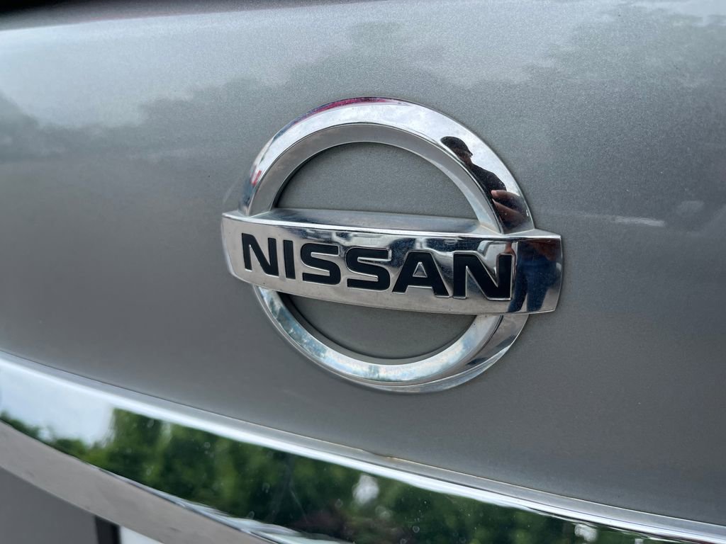Used 2013 Nissan Sentra SR w/ Driver Pkg FWD image 41